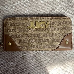 Juicy couture wallet